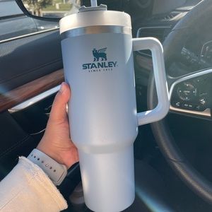 ADVENTURE QUENCHER 40 OUNCE